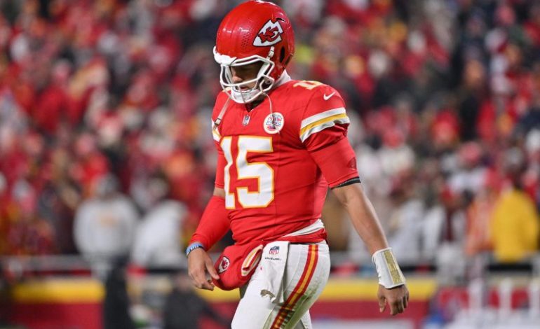  Texans deliver devastating blow to Chiefs’ playoff hopes