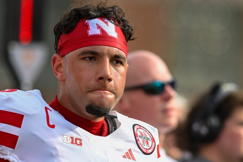 What does Dante Moore’s return to Oregon football mean for Dylan Raiola?